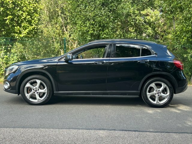 Mercedes-Benz GLA Class  Red #7