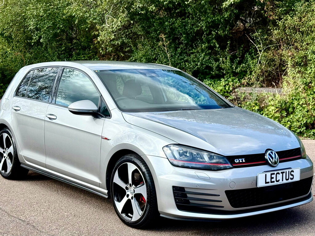 Volkswagen Golf 2.0 Tsi Bluemotion Tech Gti Dsg #2
