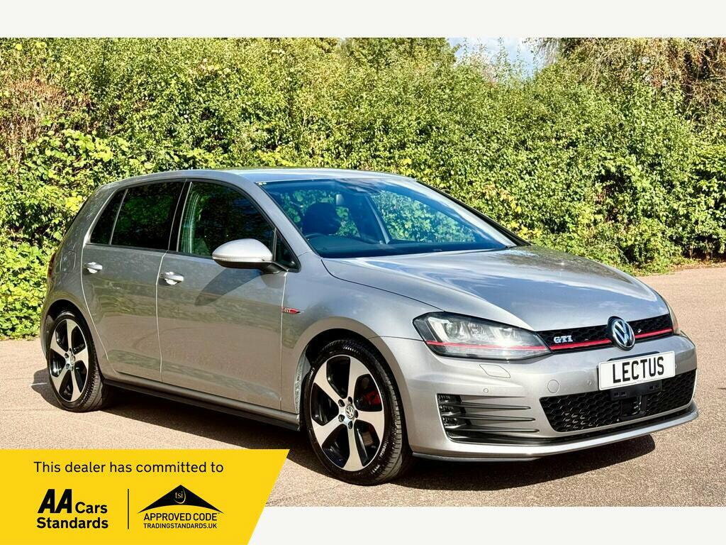Volkswagen Golf 2.0 Tsi Bluemotion Tech Gti Dsg