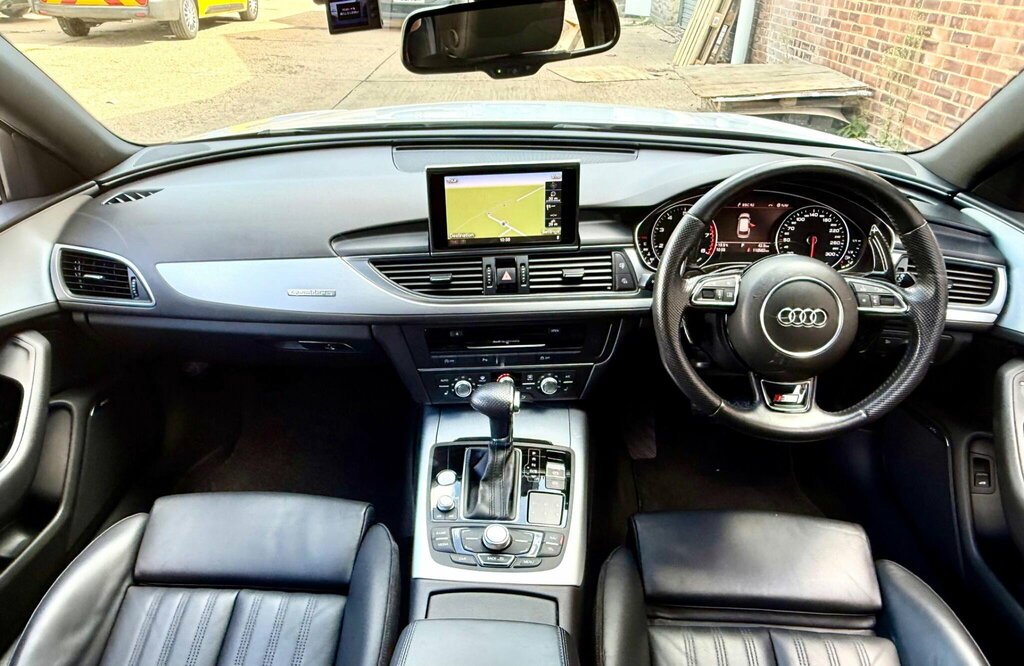Audi A6 Avant S Line Black #20