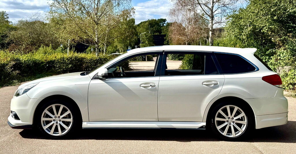 Subaru Legacy 2.5I Sti Tourer Lineartronic 4Wd White #6