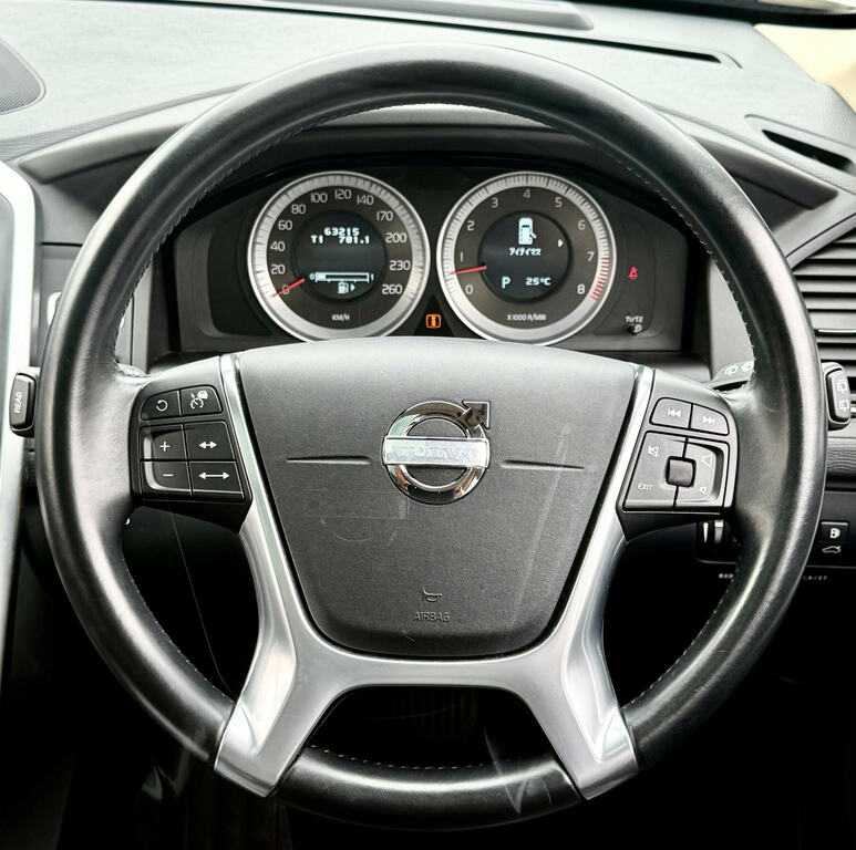 Volvo XC60 D5 215 Se Blue #24