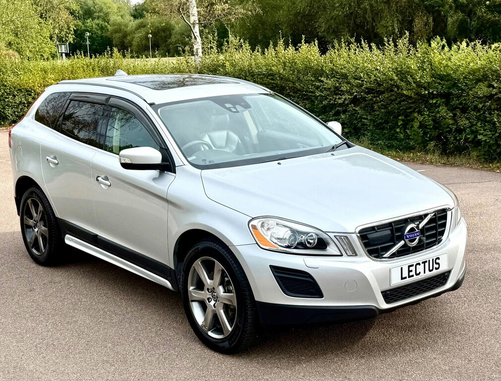 Volvo XC60 3.0 T6 Se Lux Geartronic Awd Euro 5 Silver #2