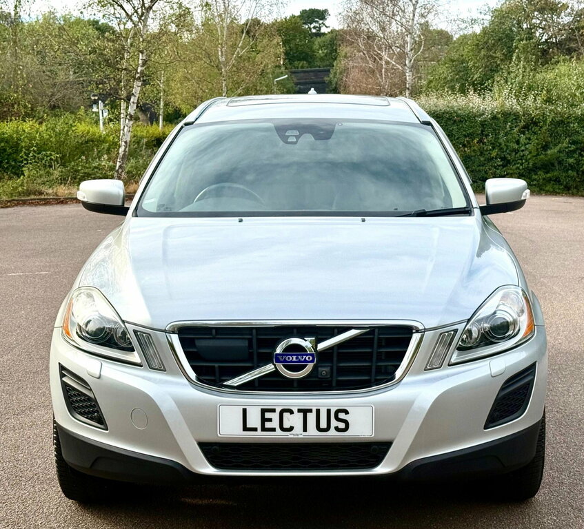 Volvo XC60 3.0 T6 Se Lux Geartronic Awd Euro 5 Silver #5