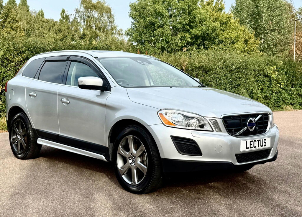Volvo XC60 3.0 T6 Se Lux Geartronic Awd Euro 5 Silver #4