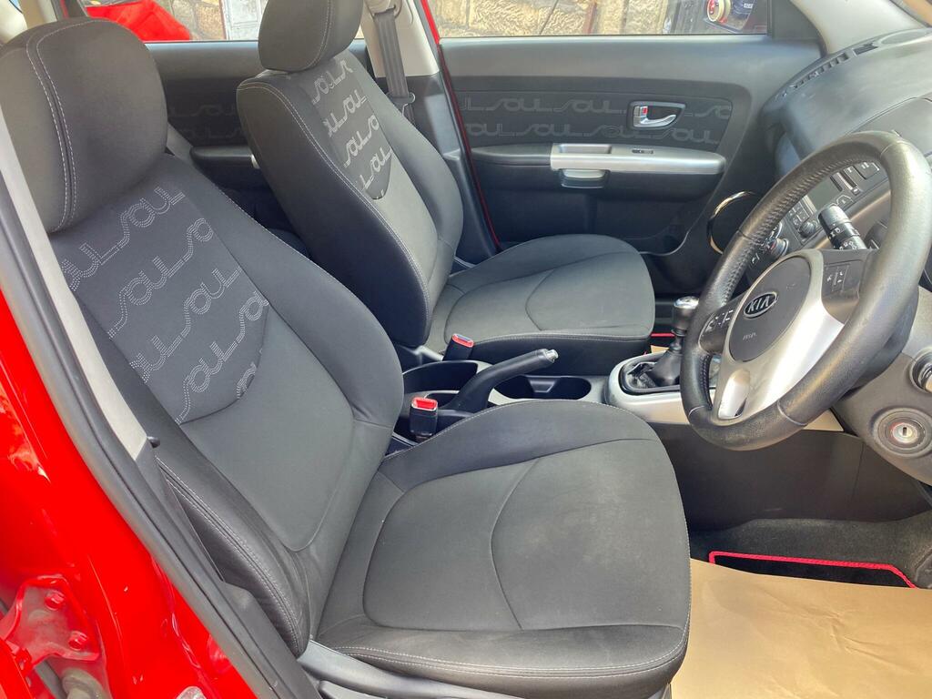 Kia Soul Hatchback #9