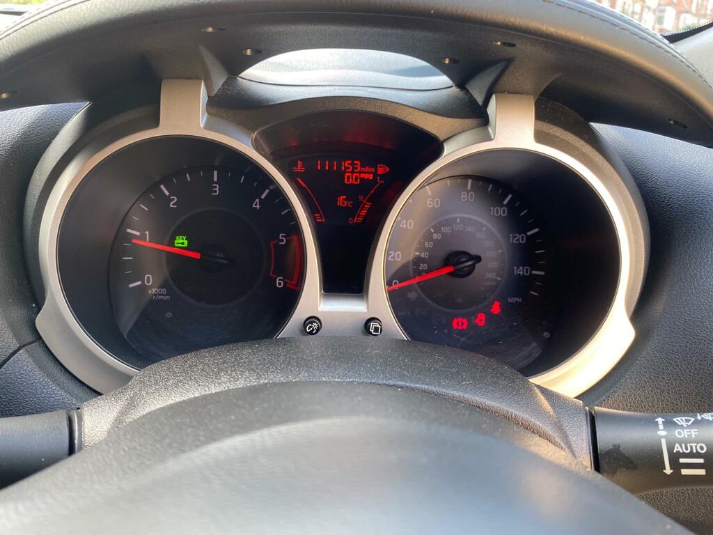 Nissan Juke Acenta Dig-t Black #23