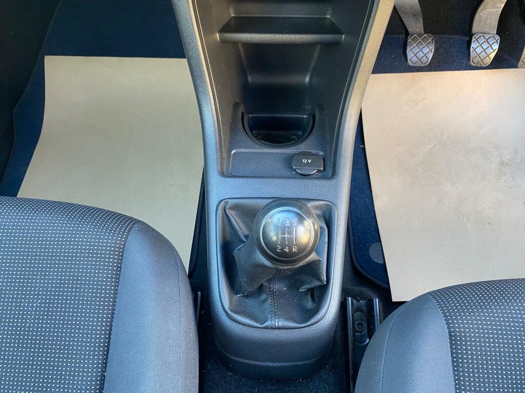 Volkswagen Up 1.0 High Up White #9