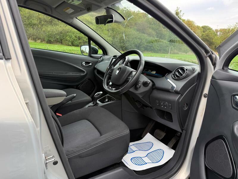Renault Zoe 0L Dynamique Nav 92 Bhp White #8