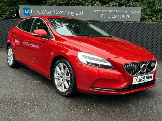 Volvo V40 V40 Inscription T3 Red