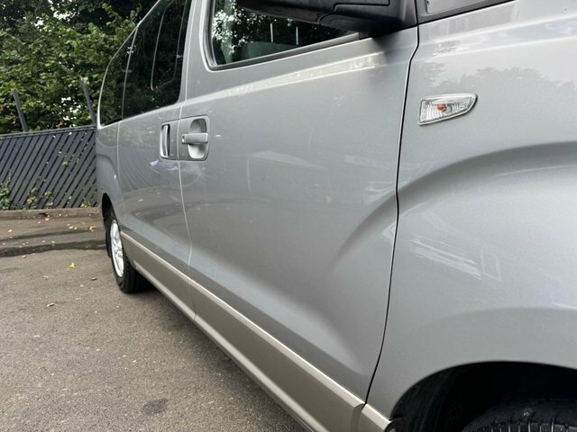Hyundai I800 Mpv Silver #3