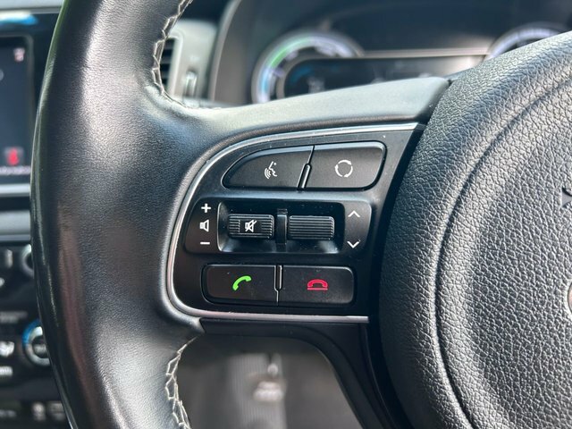 Kia Niro 2 Black #40