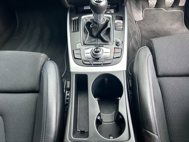 Audi A4 Tfsi Se Technik 4-Door White #47