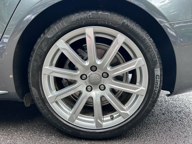 Audi A4 Tfsi Se Technik 4-Door White #16