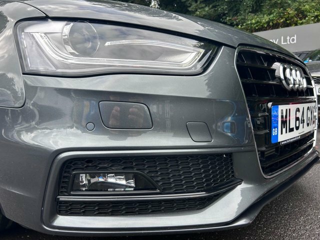 Audi A4 Tfsi Se Technik 4-Door White #12