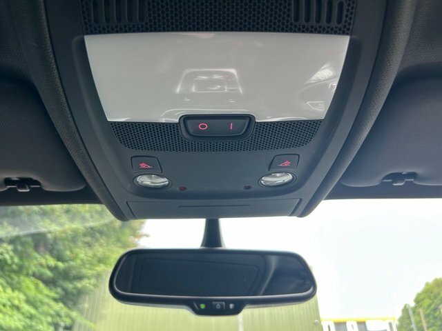 Audi A4 Tfsi Se Technik 4-Door White #49