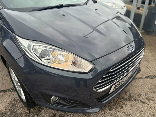 Ford Fiesta Hatchback MW62JBZ Grey #4