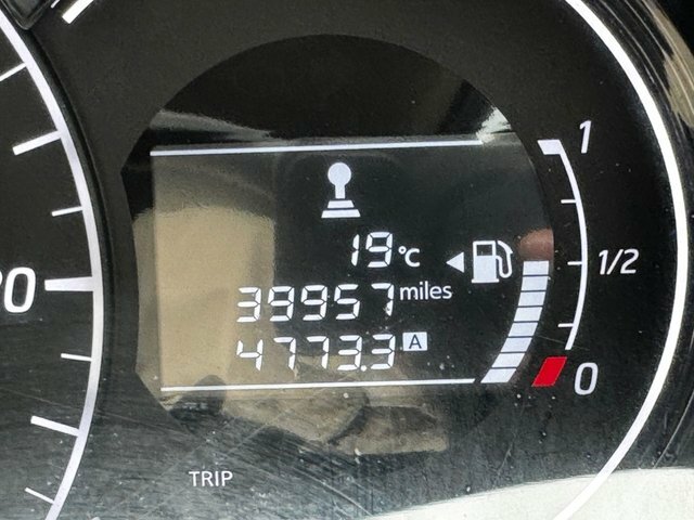 Nissan Note 1.5 Dci Acenta Premium Hatchback Red #22