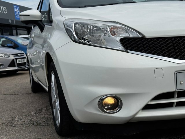 Nissan Note Hatchback White #3
