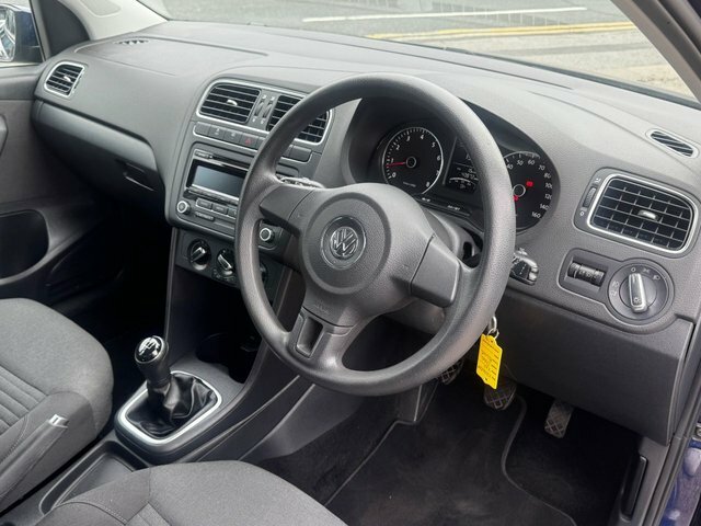 Volkswagen Polo Match Edition White #21