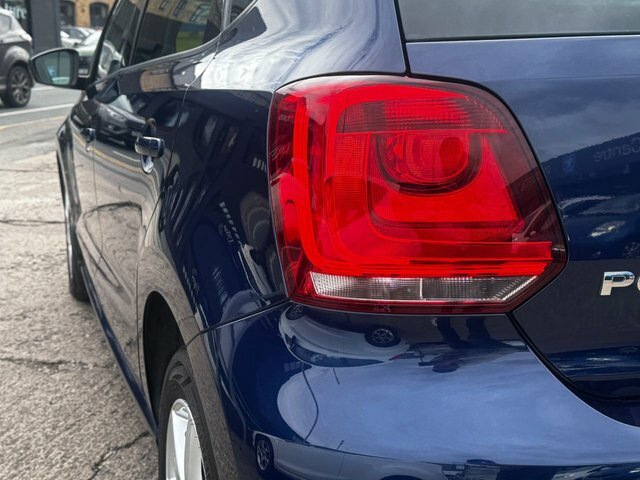 Volkswagen Polo Match Edition White #8