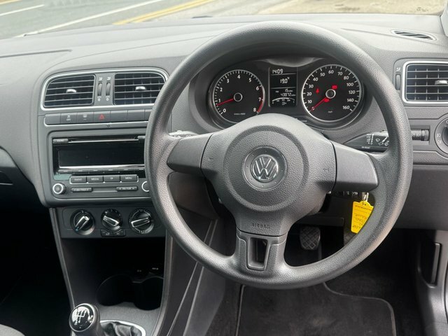 Volkswagen Polo Match Edition White #22