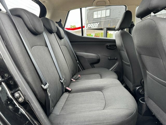 Hyundai I10 2011 1.2 Active 85 Bhp Grey #33