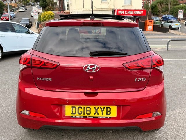 Hyundai I20 Hatchback Red #5