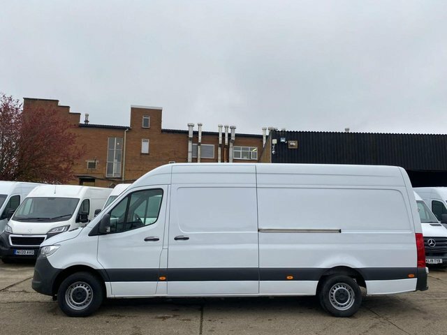 Mercedes-Benz Sprinter 2.0 315 Cdi L3 White