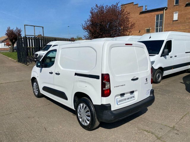 Peugeot Partner 1.6 Blue Hdi Professional White #6