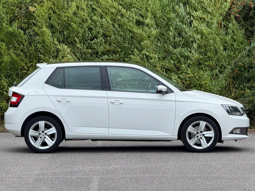 Skoda Fabia 1.2L Se L KX16LZE White #3