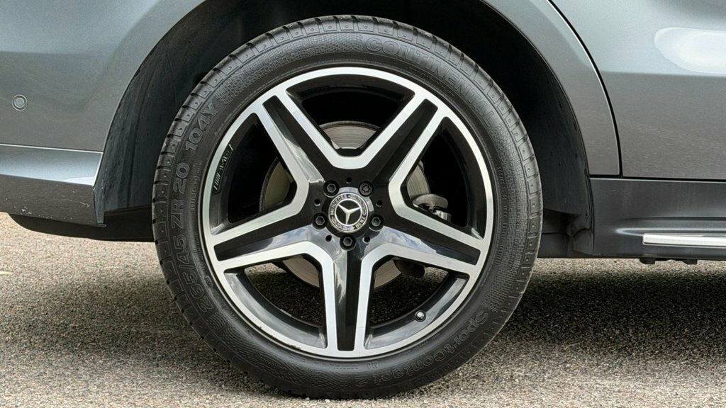Mercedes-Benz GLE Class Gle 250 D 4Matic White #38