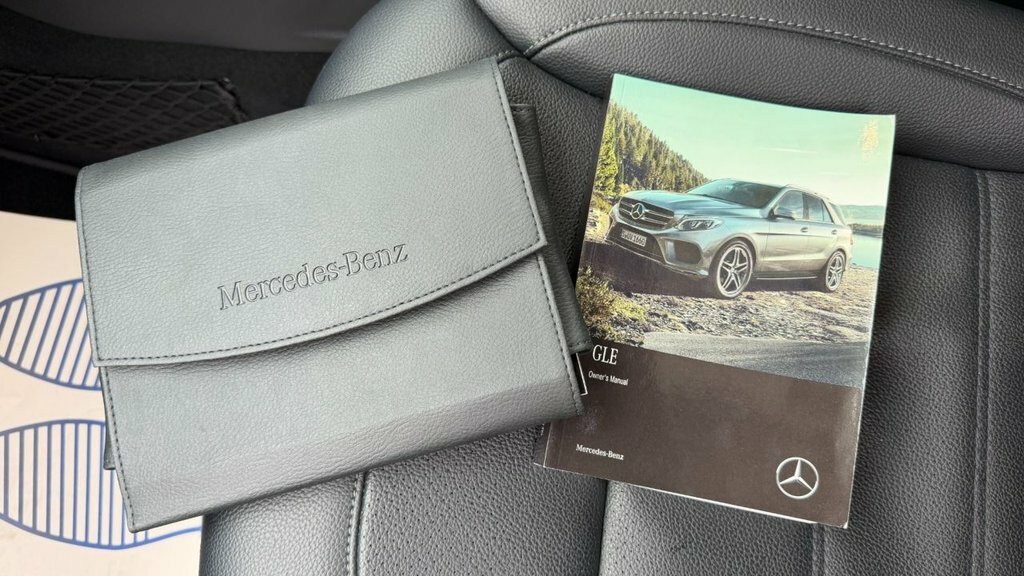 Mercedes-Benz GLE Class Gle 250 D 4Matic White #46