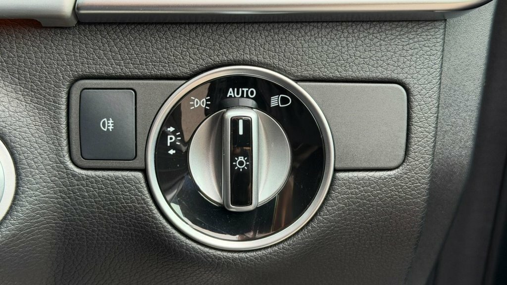 Mercedes-Benz GLE Class Gle 250 D 4Matic White #32