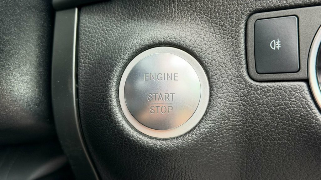 Mercedes-Benz GLE Class Gle 250 D 4Matic White #33