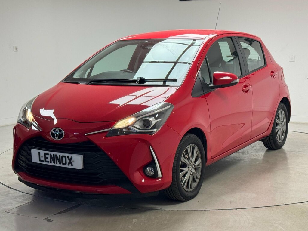 Toyota Yaris 1.5 Vvt-i Icon Cvt Euro 6 Red #2