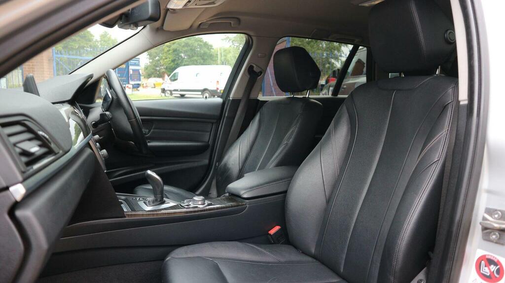BMW 3 Series 320D Sport Plus Edition Blue #19
