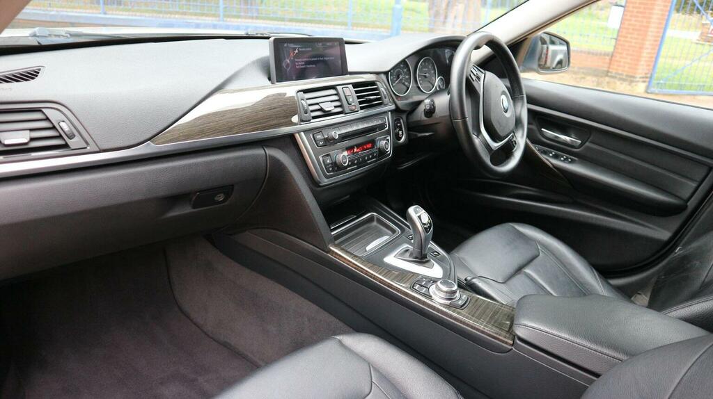 BMW 3 Series 320D Sport Plus Edition Blue #14
