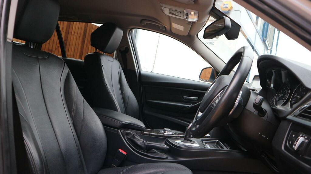 BMW 3 Series 320D Sport Plus Edition Blue #16