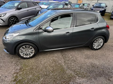 Peugeot 208 1.2 Puretech Allure Grey #3