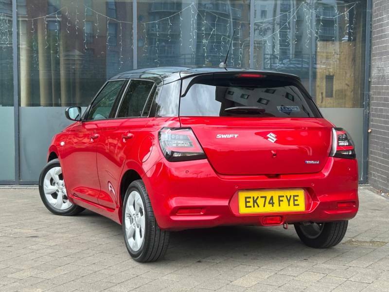 Suzuki Swift 1.2 Mild Hybrid Motion - 2024 74 Red #5