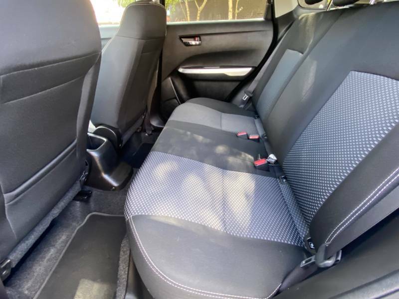 Suzuki Vitara 1.6 Sz5 White #22