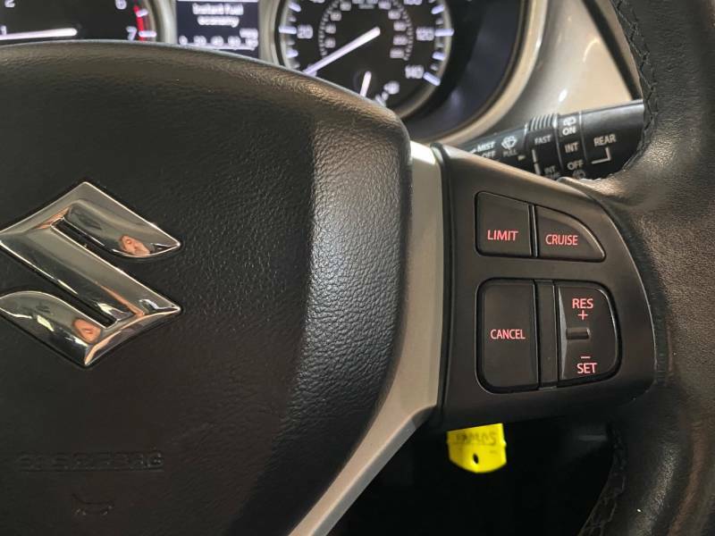 Suzuki Vitara 1.6 Sz5 White #11