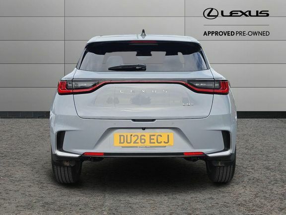 Lexus LBX Premium Plus Black Interior Grey #4