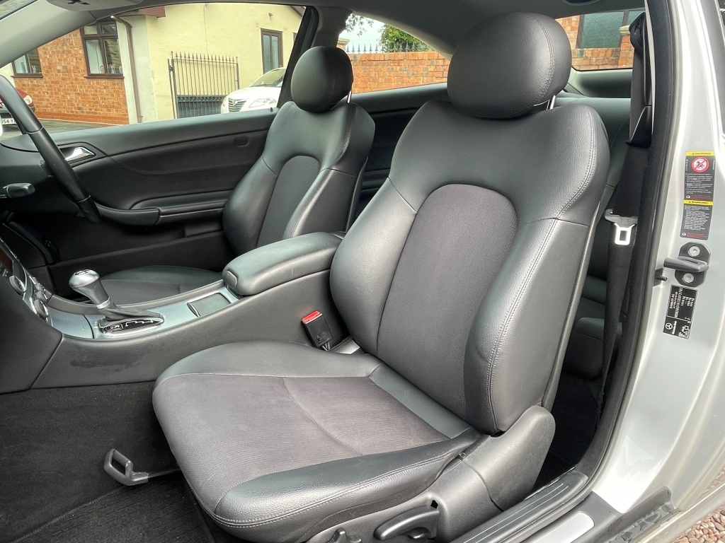 Mercedes-Benz CLC Class Hatchback Black #16