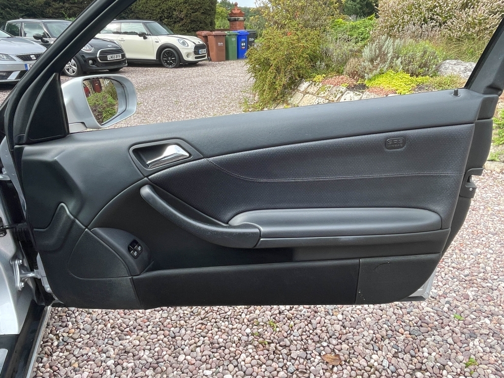 Mercedes-Benz CLC Class Hatchback Black #49