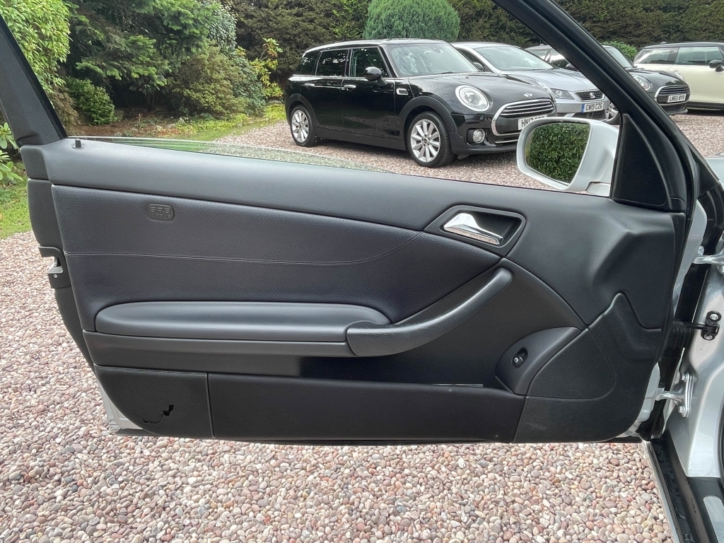 Mercedes-Benz CLC Class Hatchback Black #51
