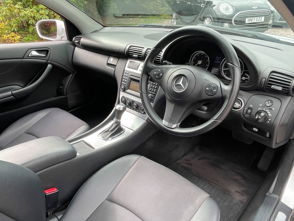 Mercedes-Benz CLC Class Hatchback Black #10