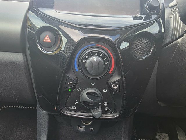 Citroen C1 2016 65 Red #18