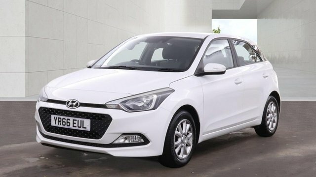 Hyundai I20 Blue Drive Se Hatchback White